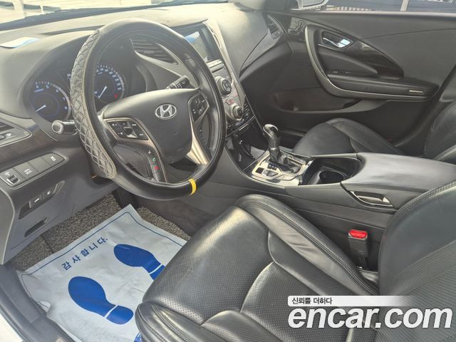 Hyundai Grandeur (HG) HG240 Luxury 2011 — фото 17