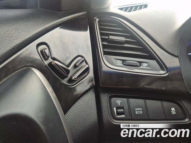 Hyundai Grandeur (HG) HG240 Luxury 2011 — фото 22