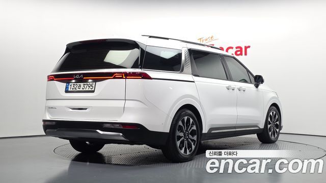 Kia Carnival (IV) Gasoline 7-Seater Signature 2023 — фото 2