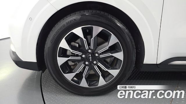 Kia Carnival (IV) Gasoline 7-Seater Signature 2023 — фото 5