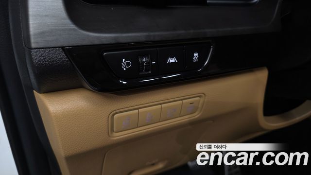 Kia Carnival (IV) Gasoline 7-Seater Signature 2023 — фото 29