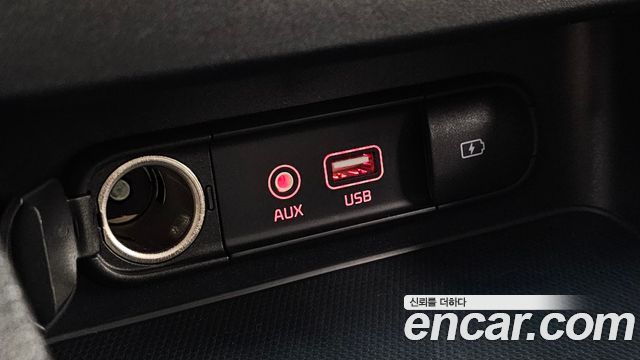 Kia K3 Luxury 2019 — фото 16