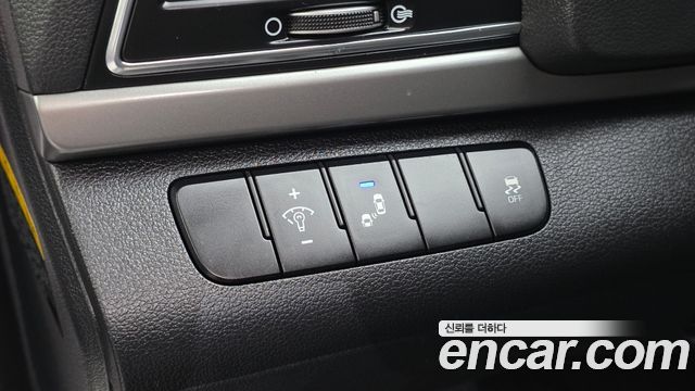 Hyundai Avante (AD) 1.6 GDI Value Plus 2018 — фото 13