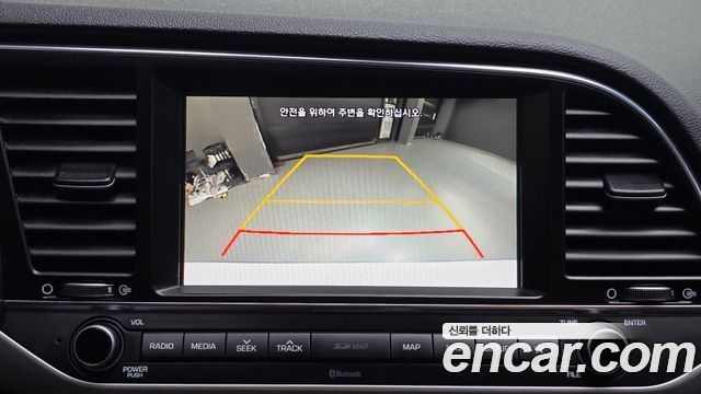Hyundai Avante (AD) 1.6 GDI Value Plus 2018 — фото 17