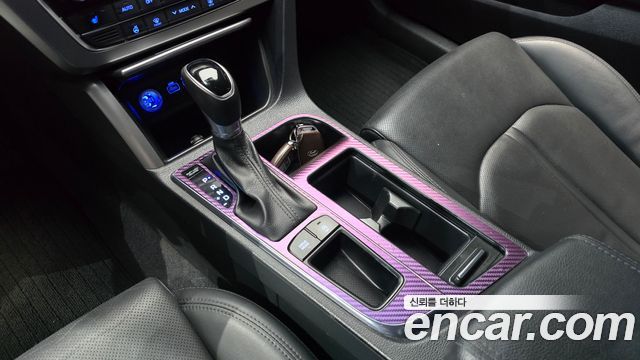 Hyundai Sonata (LF) 1.7 Diesel Smart 2017 — фото 9