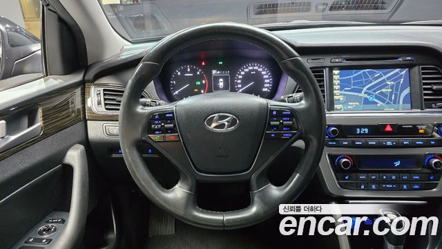 Hyundai Sonata (LF) 1.7 Diesel Smart 2017 — фото 13