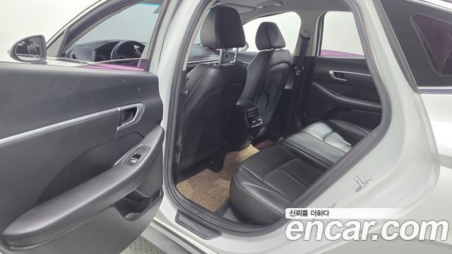 Hyundai Sonata (DN8) 2.0 LPG(rental car) Smart 2020 — фото 11