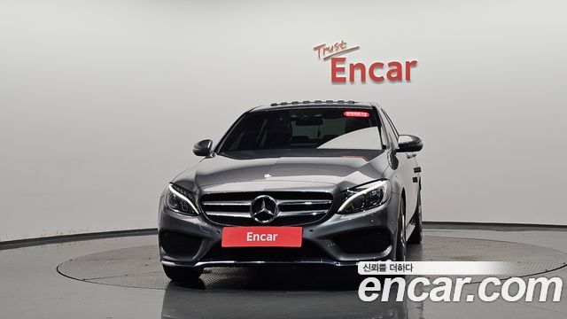 Mercedes-Benz C-Class (W205) C200 AMG Line 2017 — фото 3