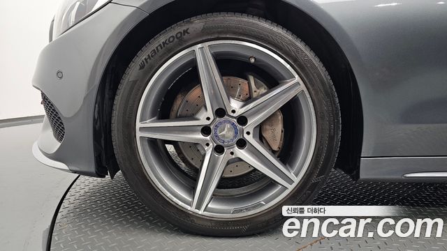 Mercedes-Benz C-Class (W205) C200 AMG Line 2017 — фото 5