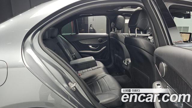Mercedes-Benz C-Class (W205) C200 AMG Line 2017 — фото 12