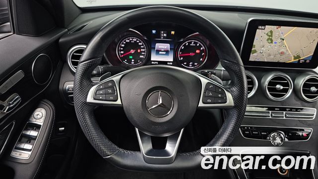 Mercedes-Benz C-Class (W205) C200 AMG Line 2017 — фото 13