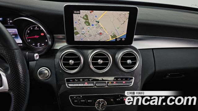 Mercedes-Benz C-Class (W205) C200 AMG Line 2017 — фото 15