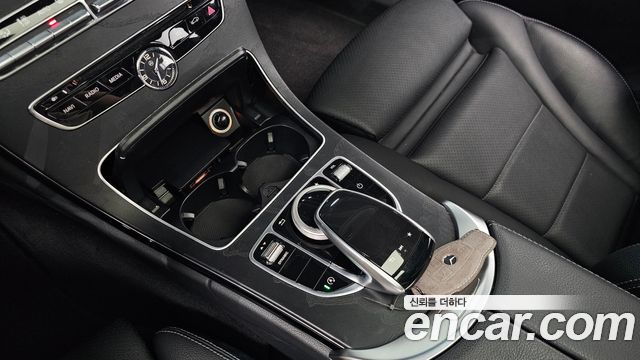 Mercedes-Benz C-Class (W205) C200 AMG Line 2017 — фото 16