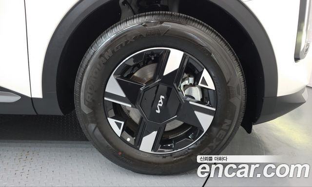Kia Sportage (V) Gasoline 1.6 Turbo 2WD Prestige 2026 — фото 5