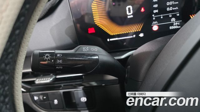 Kia Sportage (V) Gasoline 1.6 Turbo 2WD Prestige 2026 — фото 17