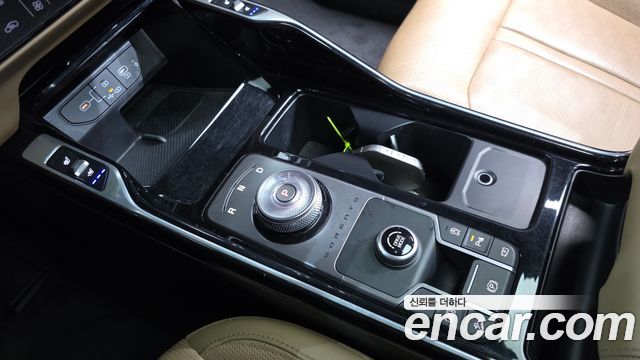 Kia Sorento (IV) Gasoline 2.5T 2WD Noblesse 2024 — фото 9