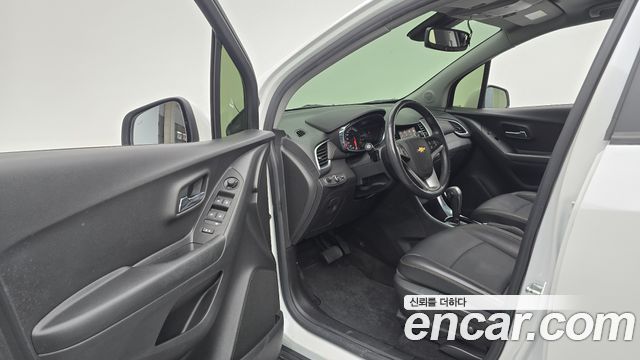 Chevrolet Trax 1.4 Premier 2021 — фото 10
