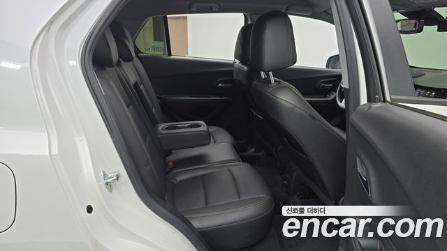 Chevrolet Trax 1.4 Premier 2021 — фото 12