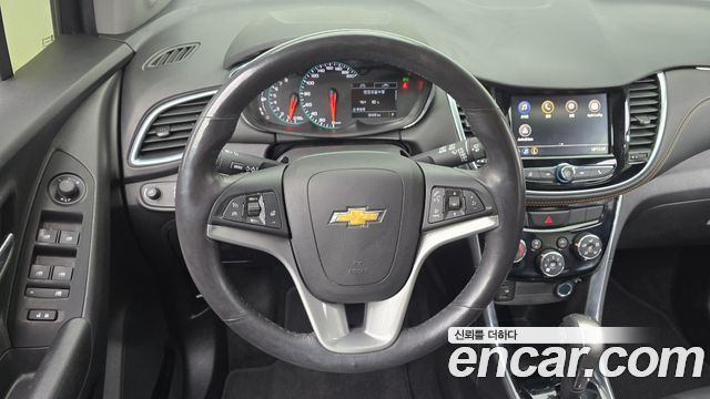 Chevrolet Trax 1.4 Premier 2021 — фото 13