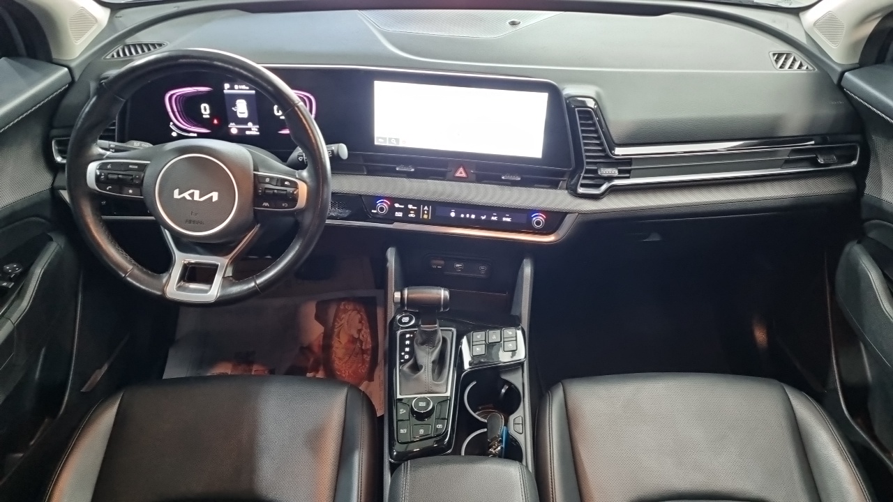 Kia Sportage (V) Diesel 2.0 2WD Prestige 2023 — фото 8
