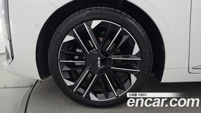 Kia K8 Hybrid Signature 2025 — фото 5