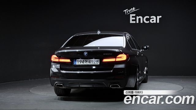 BMW 5 Series (G30) 530e M Sport 2022 — фото 4