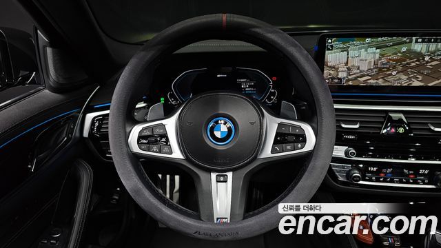 BMW 5 Series (G30) 530e M Sport 2022 — фото 17