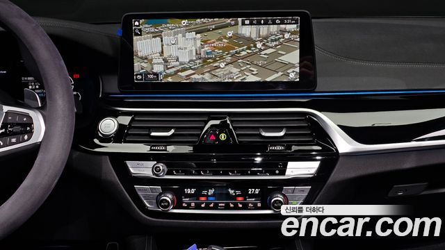 BMW 5 Series (G30) 530e M Sport 2022 — фото 19