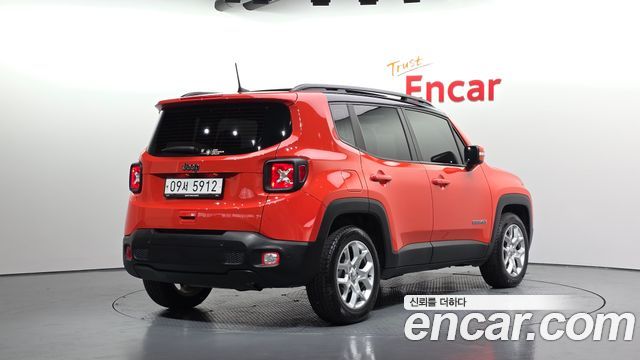Jeep Renegade 2.4 Longitude High 2018 — фото 2