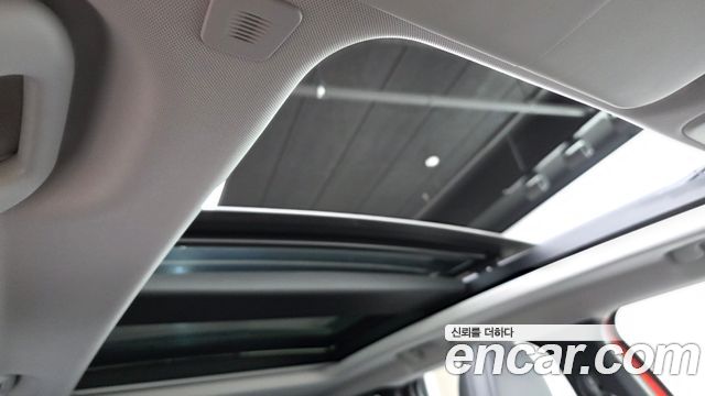 Jeep Renegade 2.4 Longitude High 2018 — фото 17