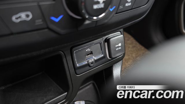 Jeep Renegade 2.4 Longitude High 2018 — фото 26