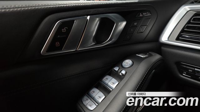 BMW X7 (G07) xDrive 40i M Sport 6STR 2023 — фото 30