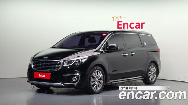 Kia Carnival 9-seater Noblesse