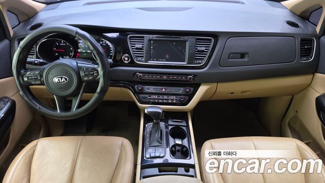 Kia Carnival 9-seater Noblesse 2018 — фото 7