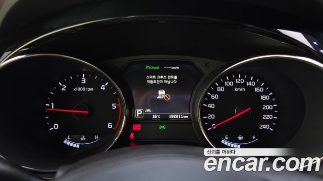 Kia Carnival 9-seater Noblesse 2018 — фото 8