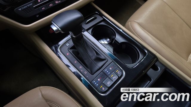 Kia Carnival 9-seater Noblesse 2018 — фото 9