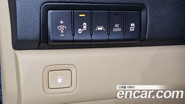 Kia Carnival 9-Seater Noblesse Special 2019 — фото 17
