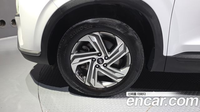 Hyundai Santa Fe Gasoline 2.5T 2WD Exclusive 2022 — фото 5
