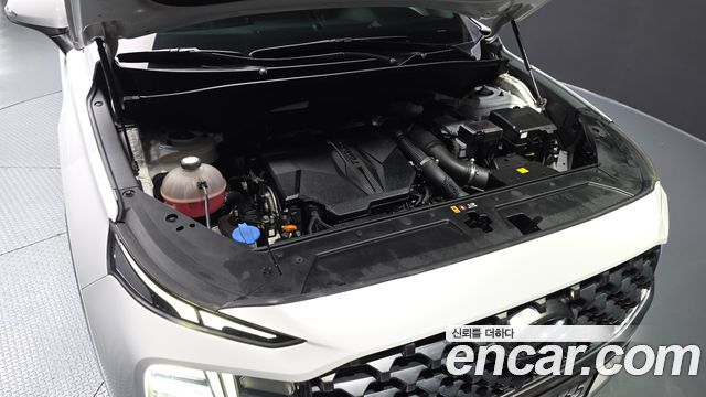 Hyundai Santa Fe Gasoline 2.5T 2WD Exclusive 2022 — фото 6
