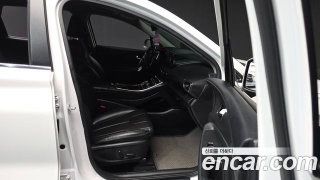 Hyundai Santa Fe Gasoline 2.5T 2WD Exclusive 2022 — фото 11