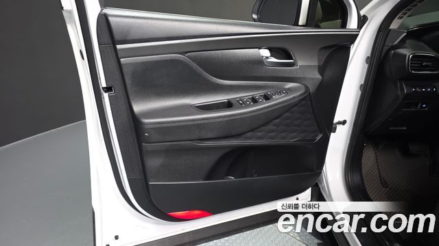 Hyundai Santa Fe Gasoline 2.5T 2WD Exclusive 2022 — фото 24