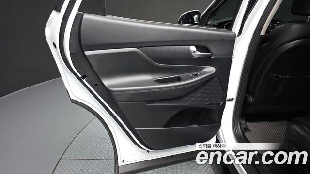 Hyundai Santa Fe Gasoline 2.5T 2WD Exclusive 2022 — фото 25