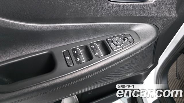 Hyundai Santa Fe Gasoline 2.5T 2WD Exclusive 2022 — фото 30