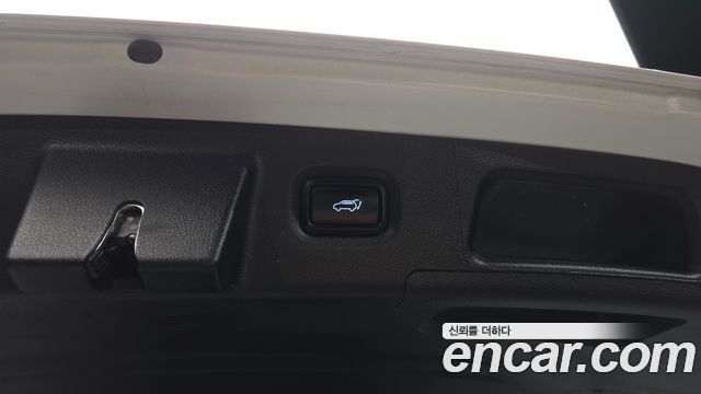Hyundai Santa Fe Gasoline 2.5T 2WD Exclusive 2022 — фото 32