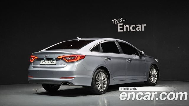 Hyundai Sonata (LF) 2.0 Smart 2015 — фото 2