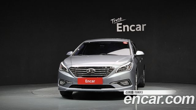 Hyundai Sonata (LF) 2.0 Smart 2015 — фото 3