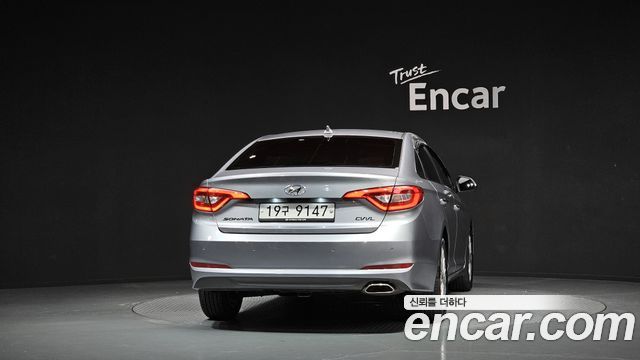 Hyundai Sonata (LF) 2.0 Smart 2015 — фото 4