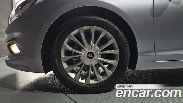 Hyundai Sonata (LF) 2.0 Smart 2015 — фото 5