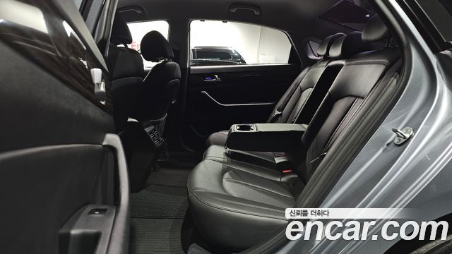 Hyundai Sonata (LF) 2.0 Smart 2015 — фото 11