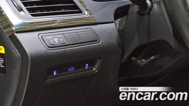 Hyundai Sonata (LF) 2.0 Smart 2015 — фото 13